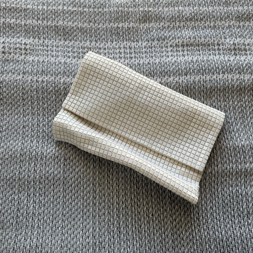 Vintage 1950s Lumured Square Beaded Clutch